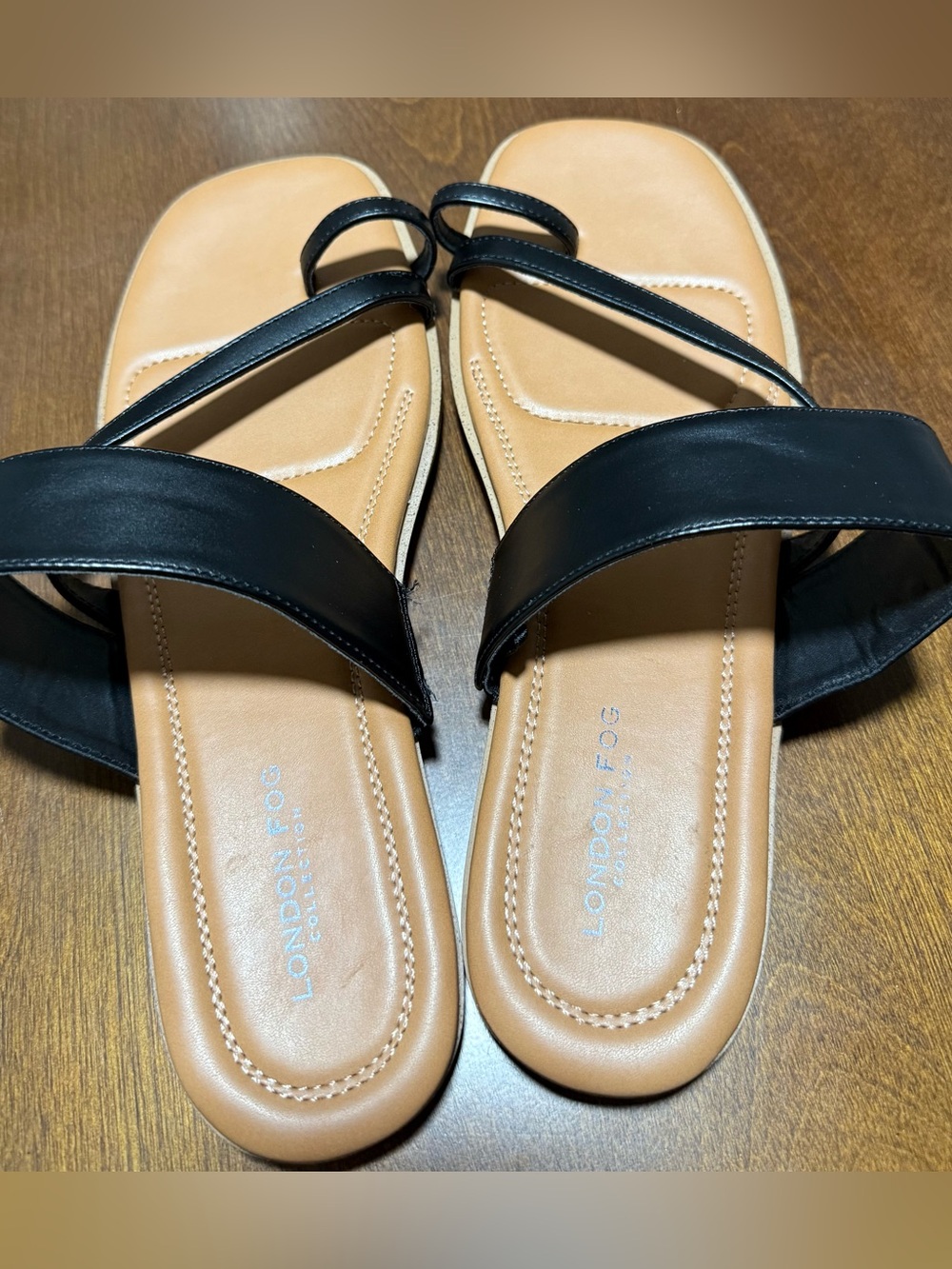 London Fog Black Strappy Slide Sandals Women harder to find size 11
NWOT